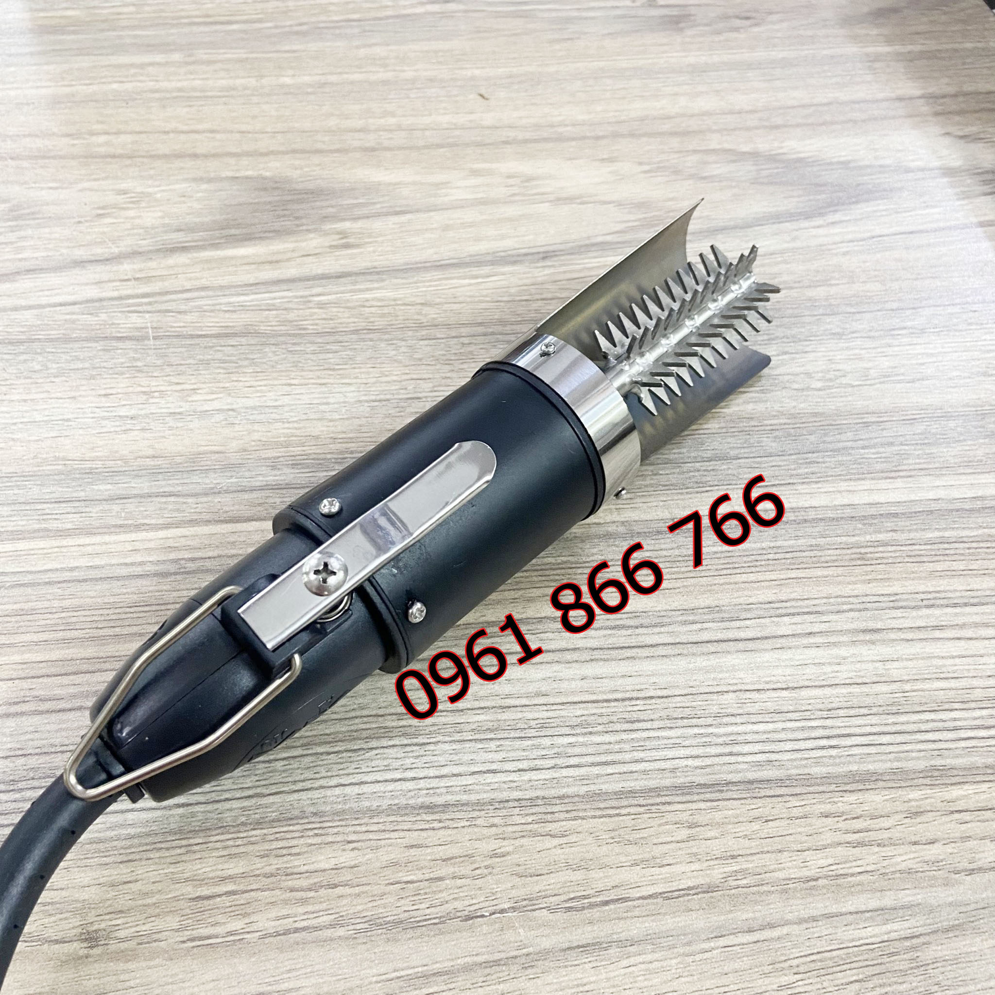 MÁY ĐÁNH VẢY CÁ BẰNG ĐIỆN