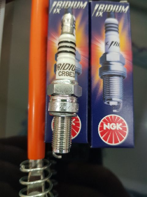 [HCM]BUGI NGK IRIDIUM Dùng Cho Exciter 150 Mã CR8EIX