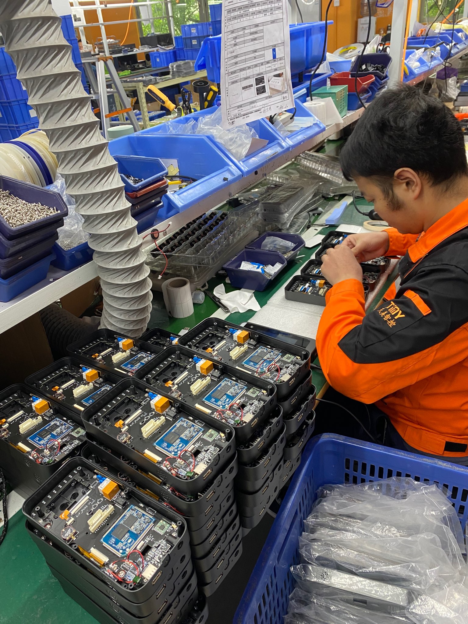 Máy chấm công vân tay giá rẻ TM 1800 WIFI