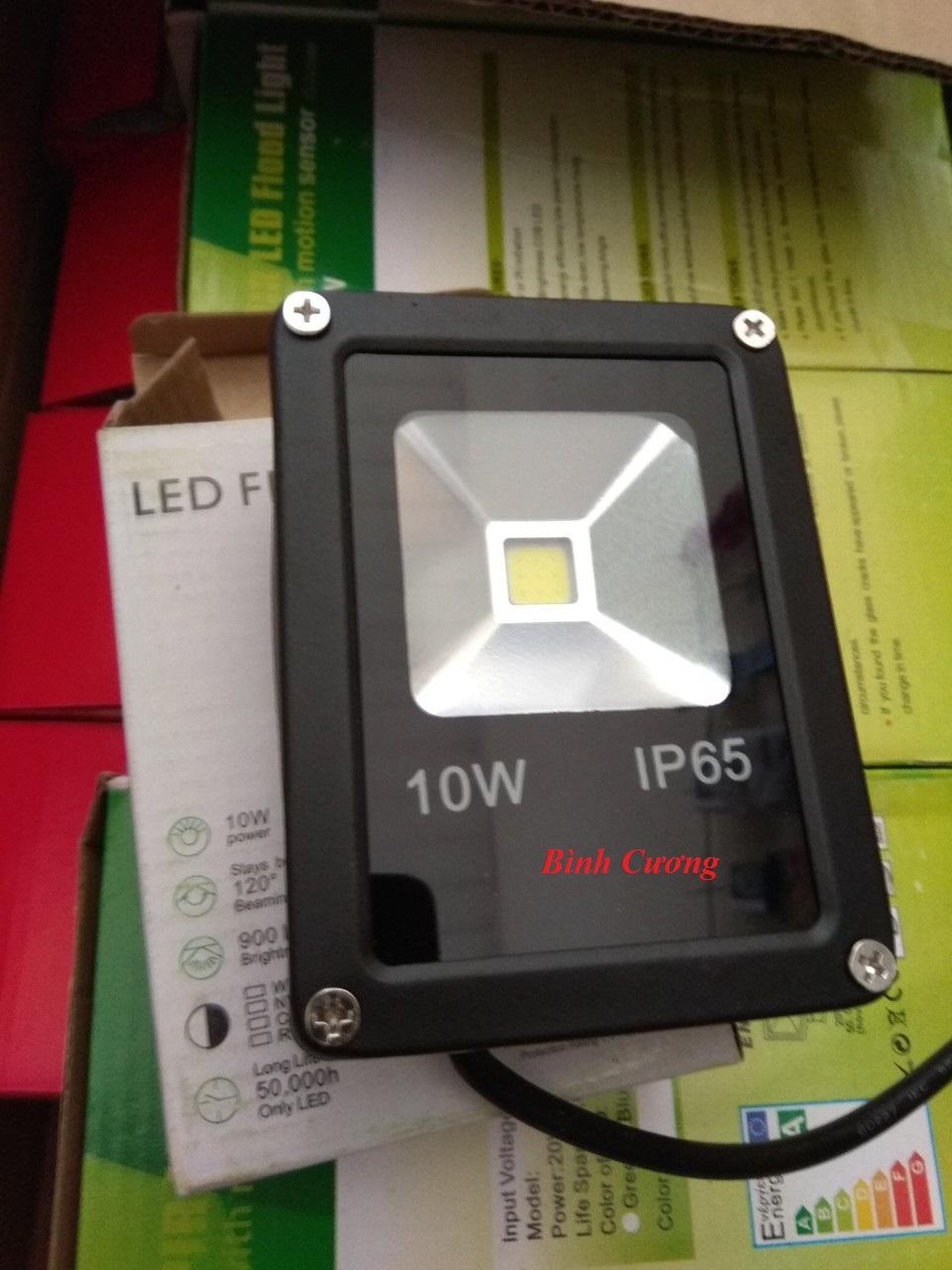 Đèn pha Led 10W mỏng IP65