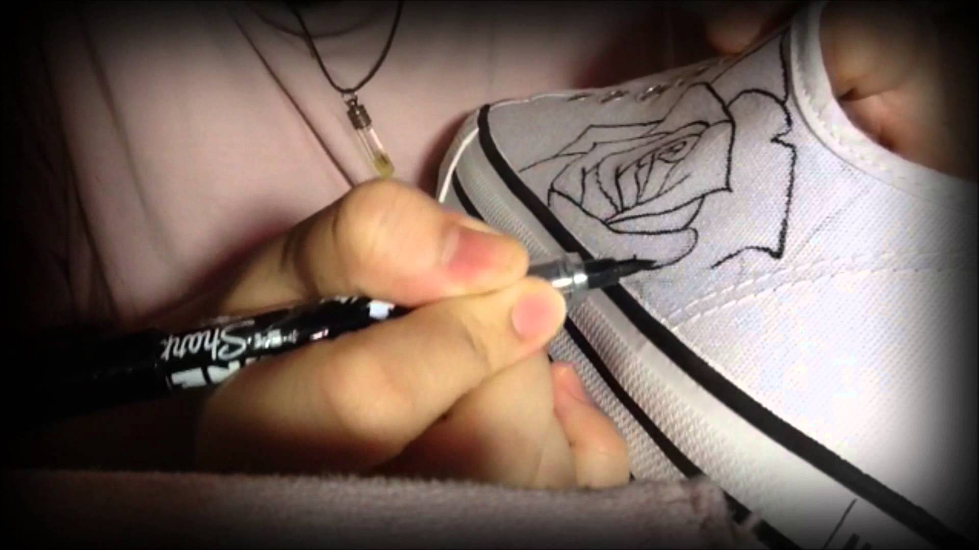 [MÀU LẺ] Bút vẽ vải giặt không phai Sharpie Stained
