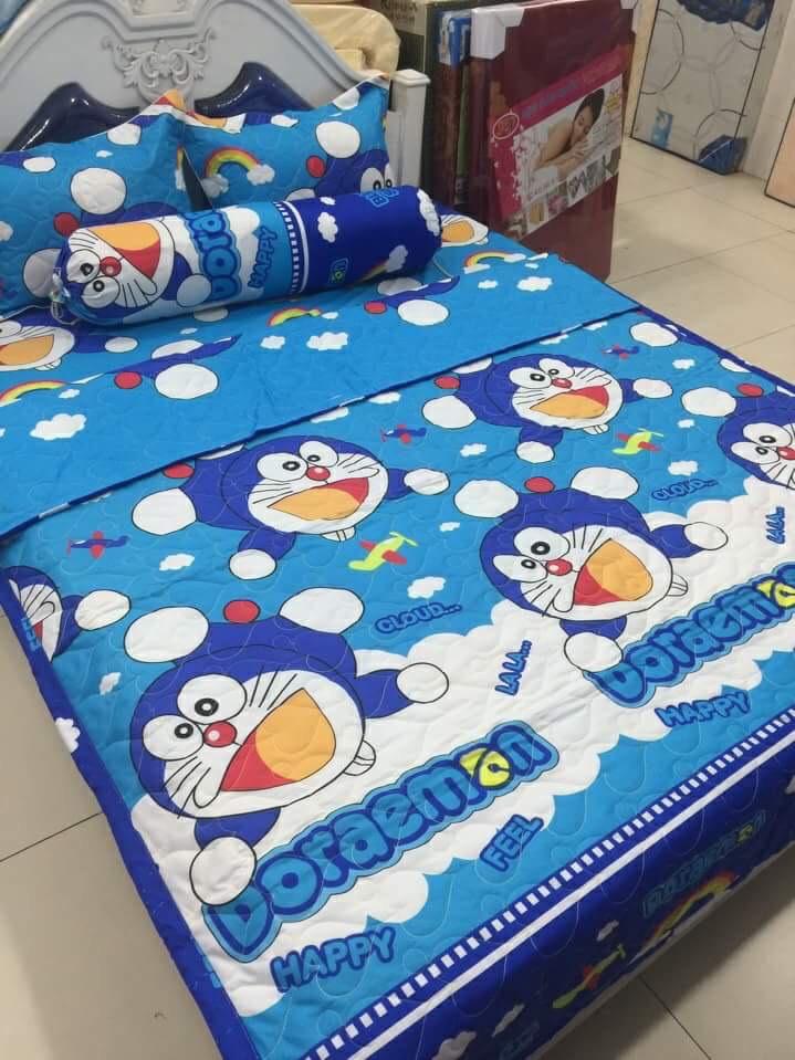 Bộ Chăn Ga Vỏ Gối 5 MÓn dOREMON ( 1 Drap + 2 Vỏ Gối Nằm + 1 Chăn Hè + 1 Vỏ Gối Ôm )