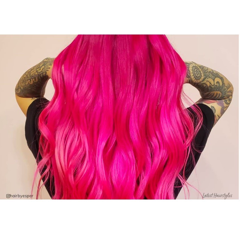 Muốn tạo sự khác biệt và mới mẻ hơn? Hãy thử nhuộm tóc màu hồng cánh sen magenta để trở nên cá tính và đầy quyến rũ. Sự kết hợp giữa màu hồng và cánh sen magenta sẽ khiến bạn thực sự nổi bật.