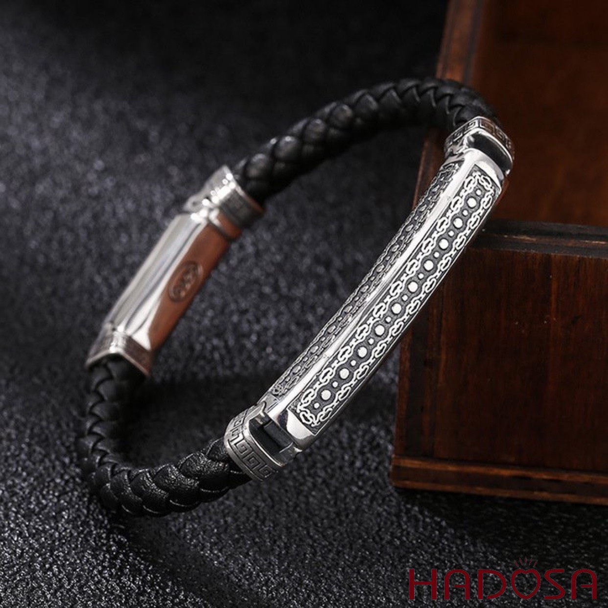 [HCMC] Thai men's leather bracelet with silver