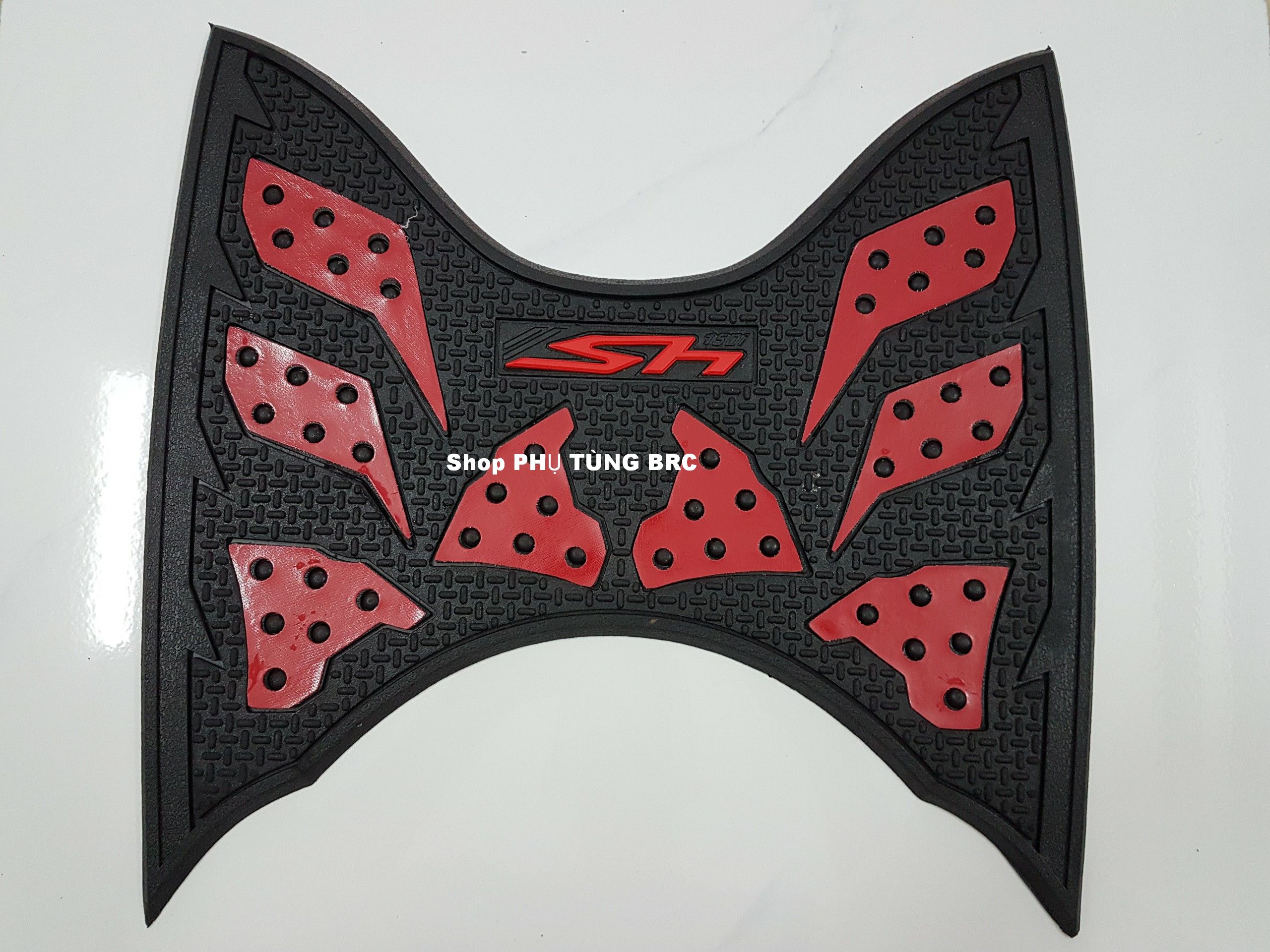 Thảm cao su màu đỏ để chân xe SH 2017 2018 2019 2020 - Sản Phẩm Chất Lượng, Gian Hàng Uy Tín, Giá Cả Cực Tốt, Mua Ngay.