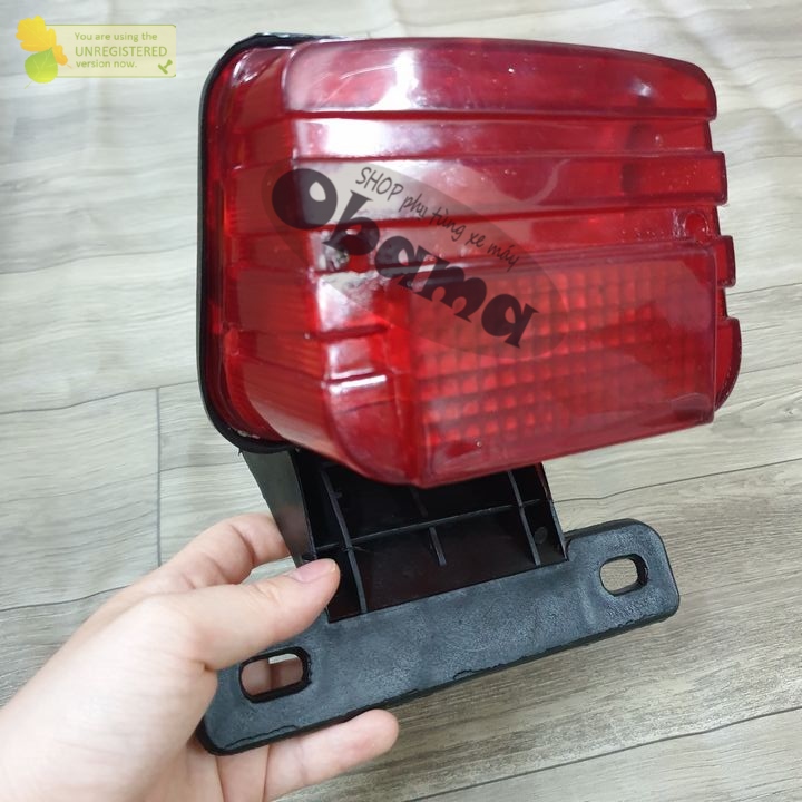 Củ hậu - cụm đèn hậu xe WIN kèm bóng