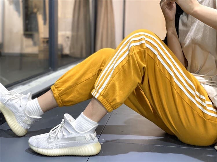 Quần Jogger Kaki Nam Nữ 3 Sọc Unisex