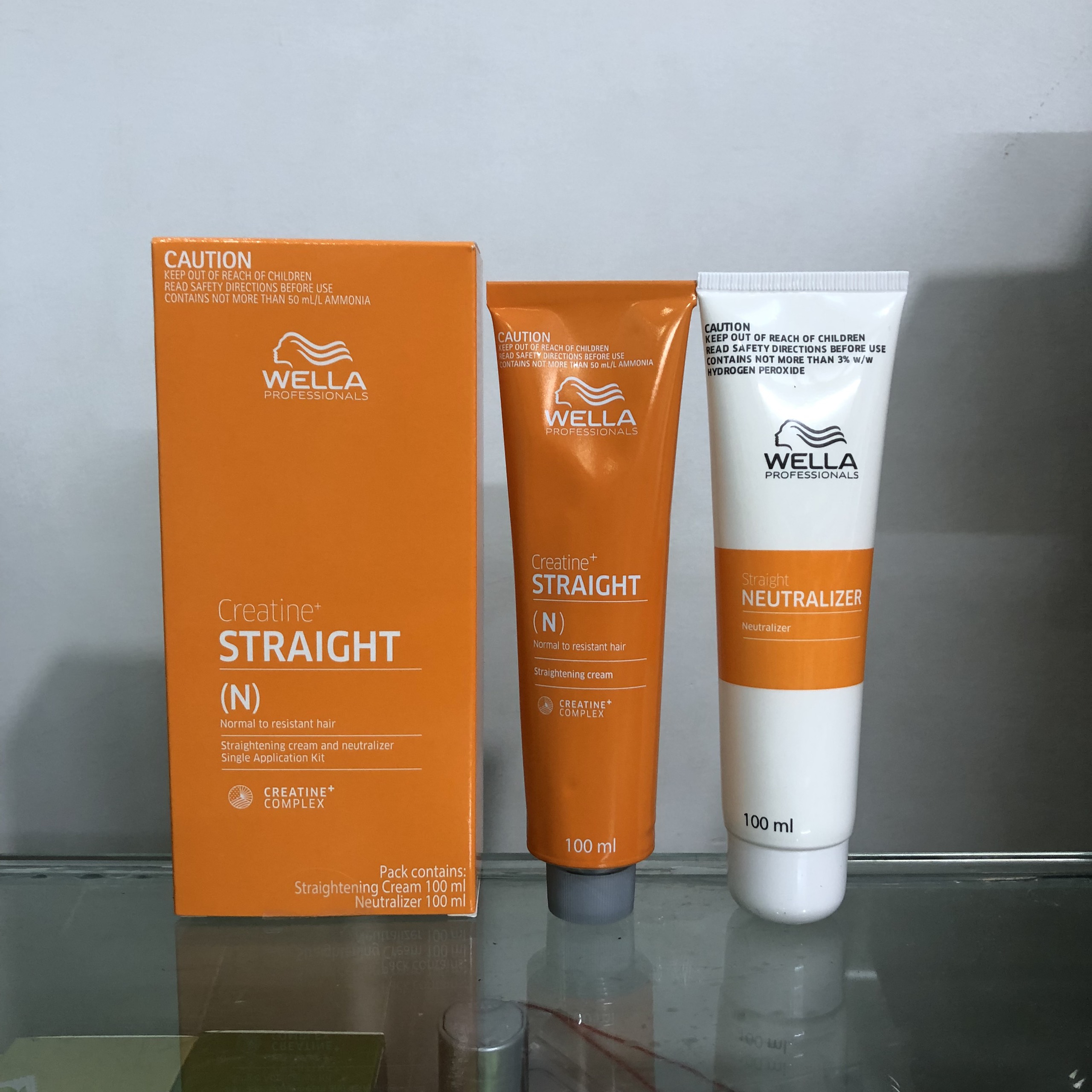 (Tặng mũ trùm) BỘ THUỐC DUỖI TÓC WELLA CREATINE STRAIGHT 100ML*2