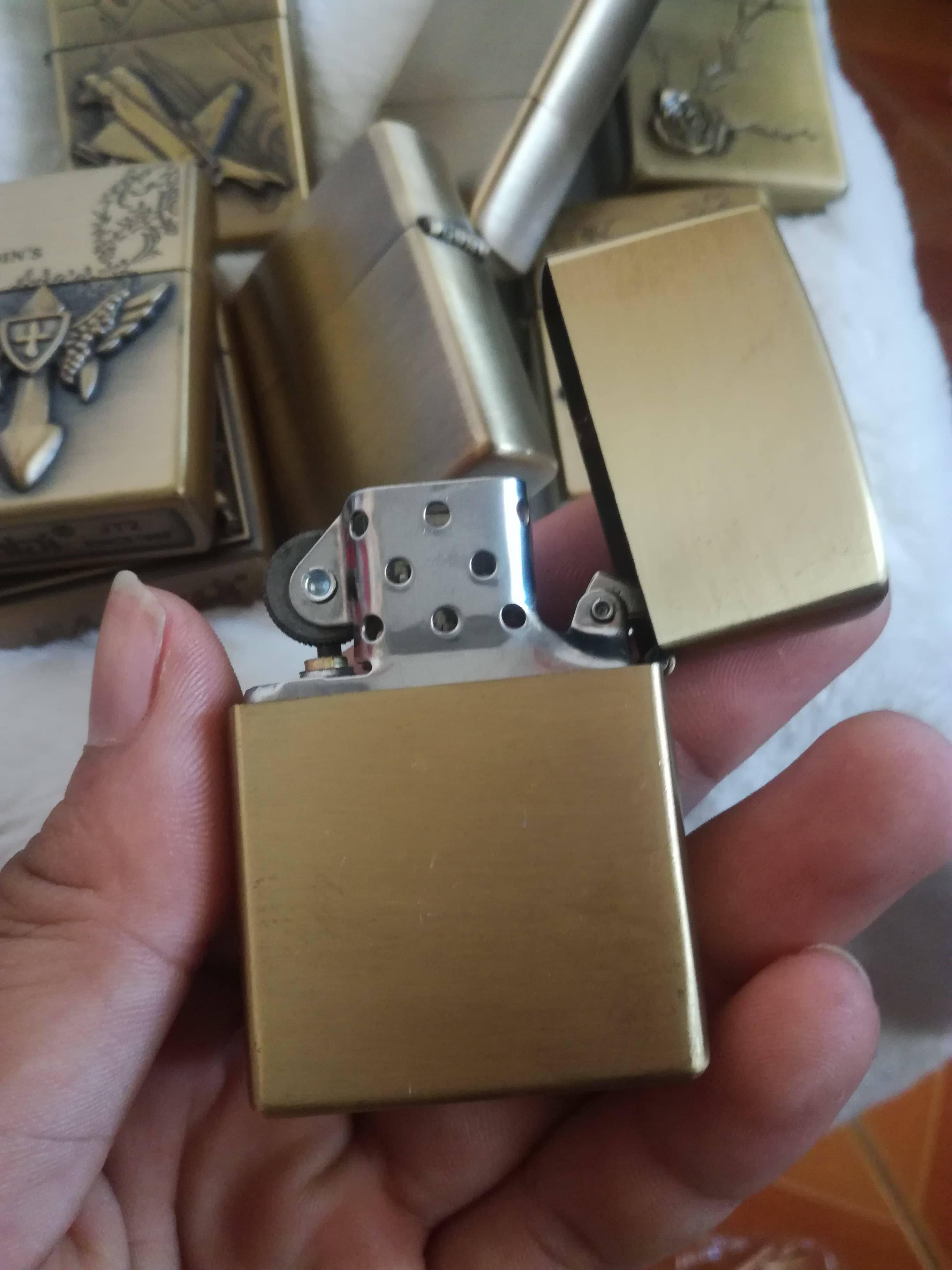 Bật lửa Zippo 3D cao cấp + Tặng đá và bấc (hinh ngẫu nhiên)
