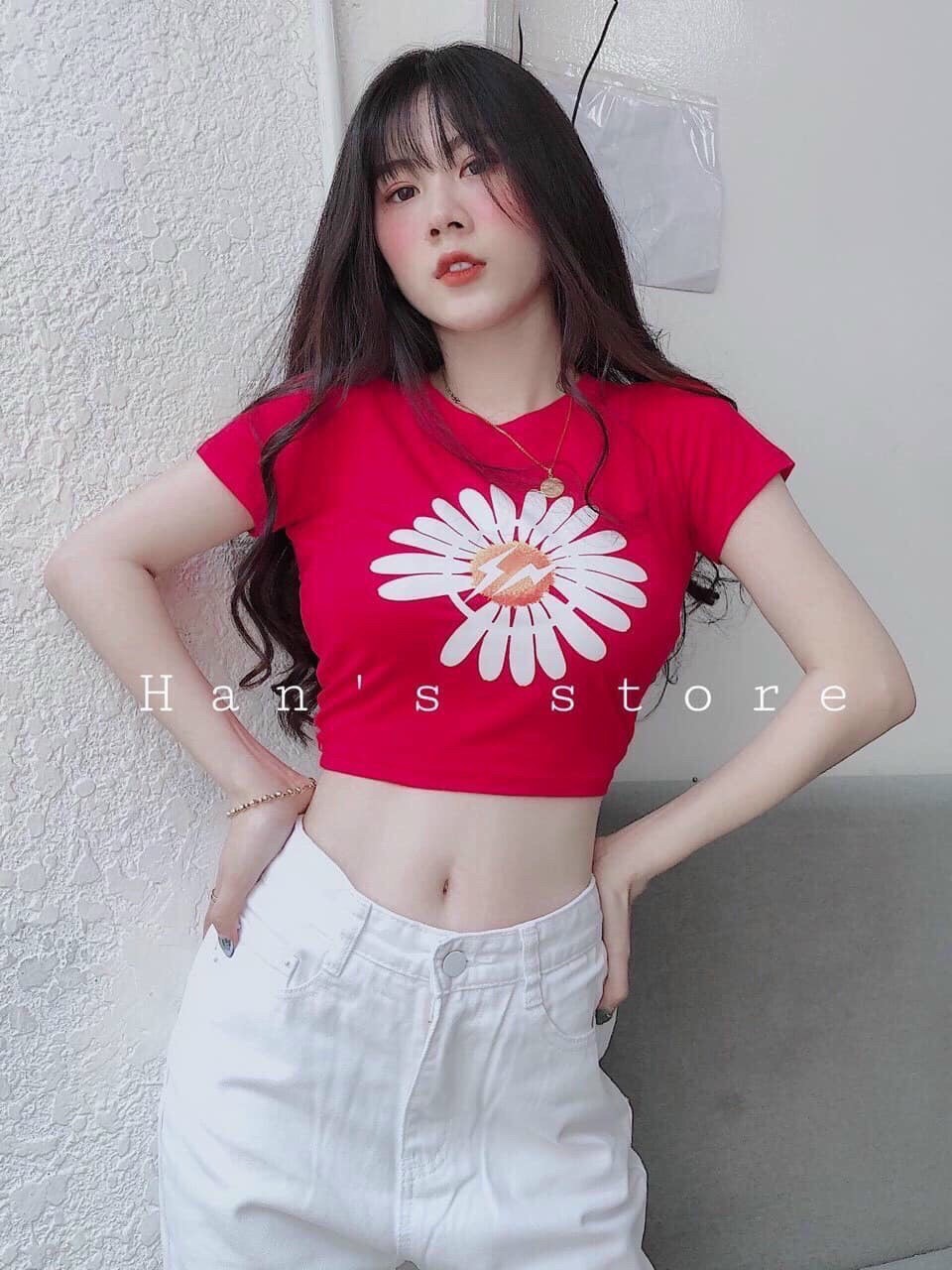 Áo thun croptop body in hoa cúc bự trước ngực TTSLA0383