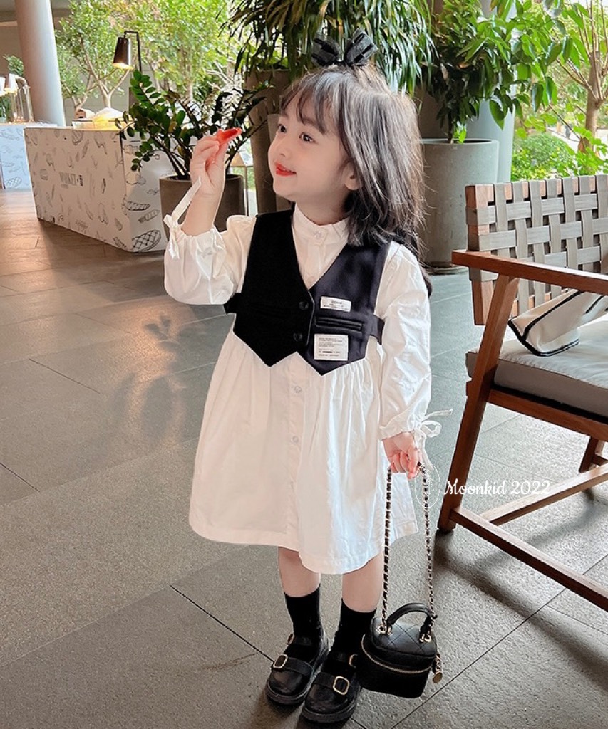 Váy bé gái Babydoll dài tay buộc nơ kèm áo gile 2 mầu Đen và Trắng XHN1052
