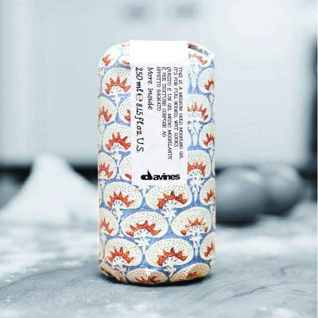 Gel dưỡng ẩm giữ nếp tóc trung bình Davines Medium Hold 250ml