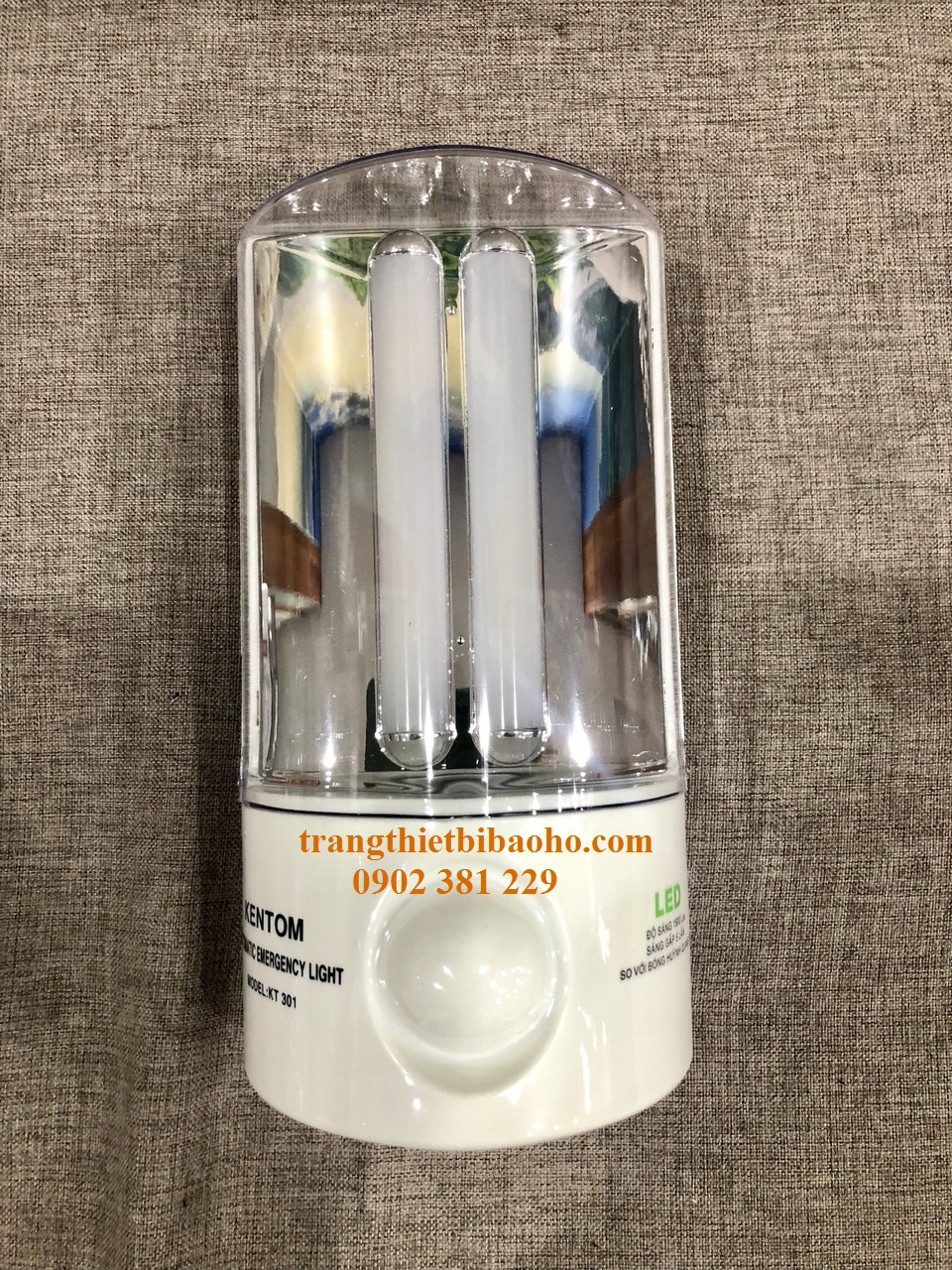 Đèn pin sạc khẩn cấp Kentom KT-301 - hình thật