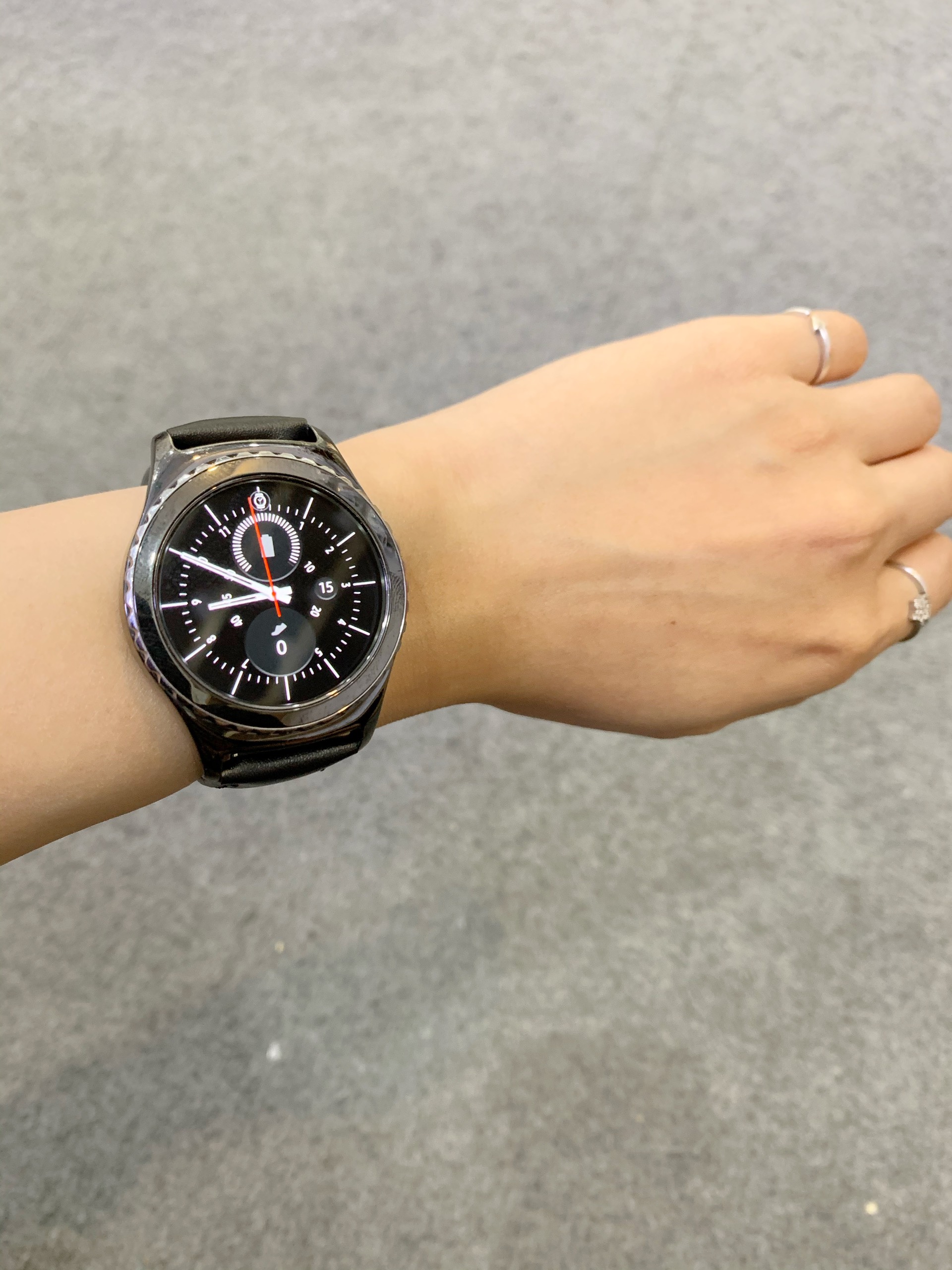 Đồng hồ thông minh Samsung Gear S2 Classic