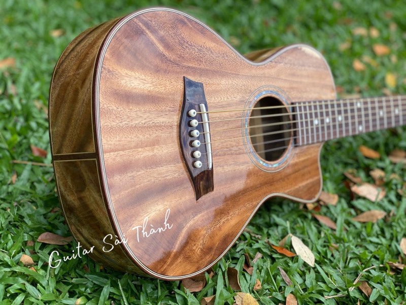 Đàn guitar acoustic mini gỗ FULL điệp kĩ nguyên tấm size 3/4