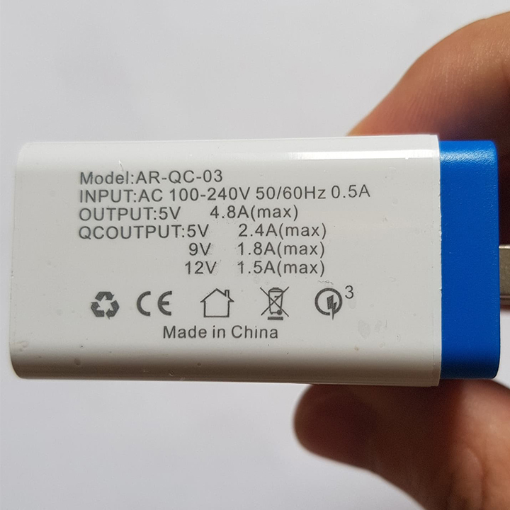 Củ Sạc Nhanh 3 cổng Quick Charge 3.0