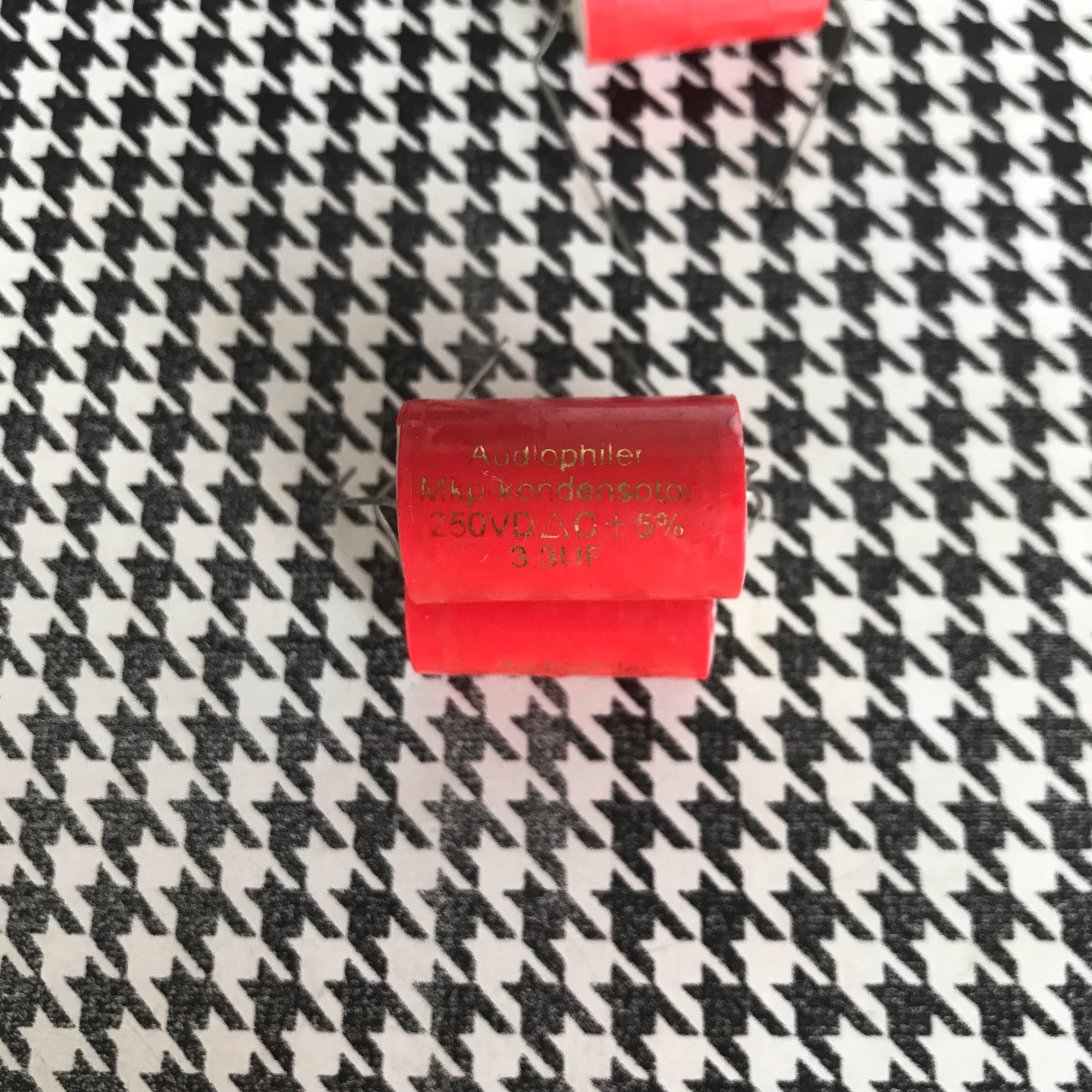 Tụ điện 3.3uf 250v loa treble