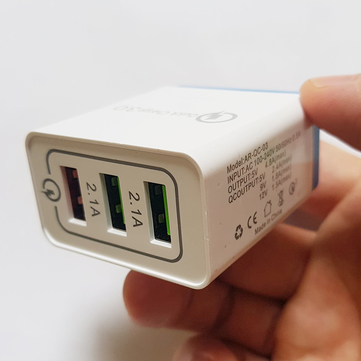 Củ Sạc Nhanh 3 cổng Quick Charge 3.0