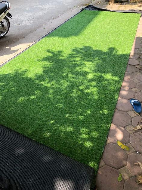 ( Giá Sốc )25 mét vuông thảm cỏ nhân tạo độ cao 3cm (Kt 2m x 12.5m)