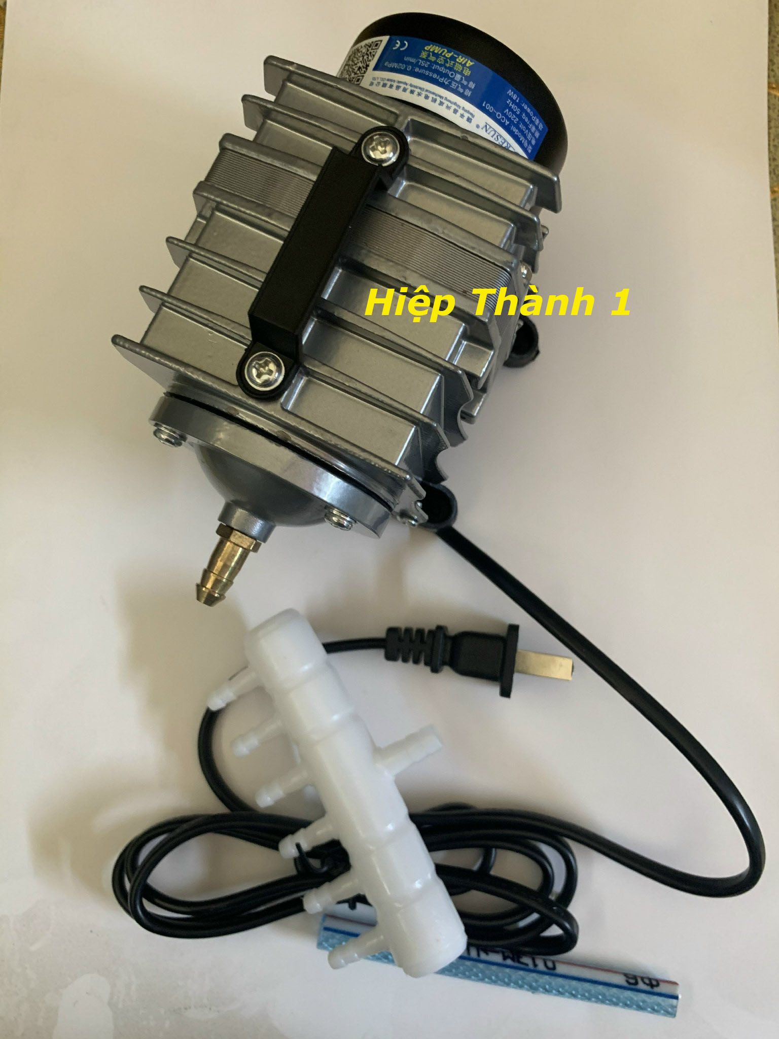 Máy sủi oxy hồ cá cảnh Resun ACO-001