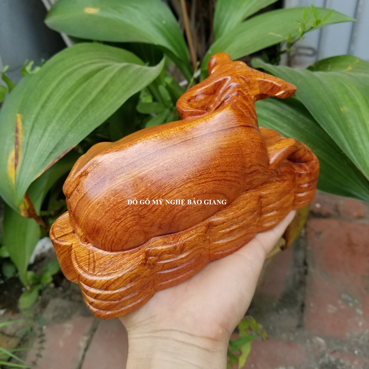 Tượng con trâu gỗ hương 19x10x8