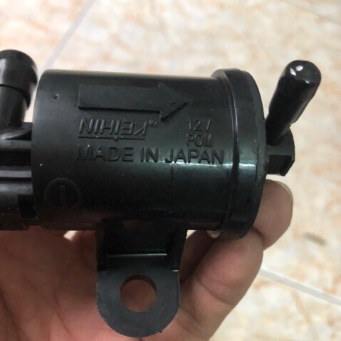 Bơm xăng xe Airblade đời đầu ( xăng cơ)