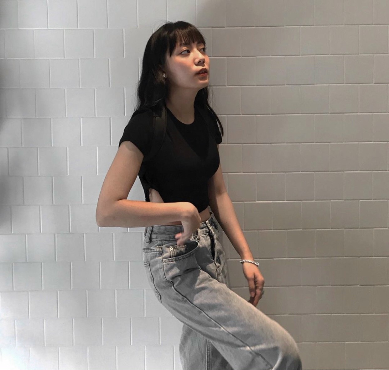 Áo croptop cột dây trơn đơn giản cực xinh
