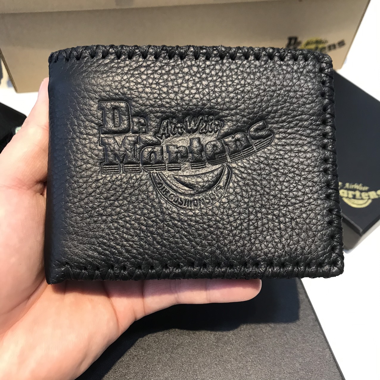 [HCM][ XÃ KHO THANH LÝ ] BÓP DA BÒ DR.MARTENS BẢO HÀNH 12 THÁNG