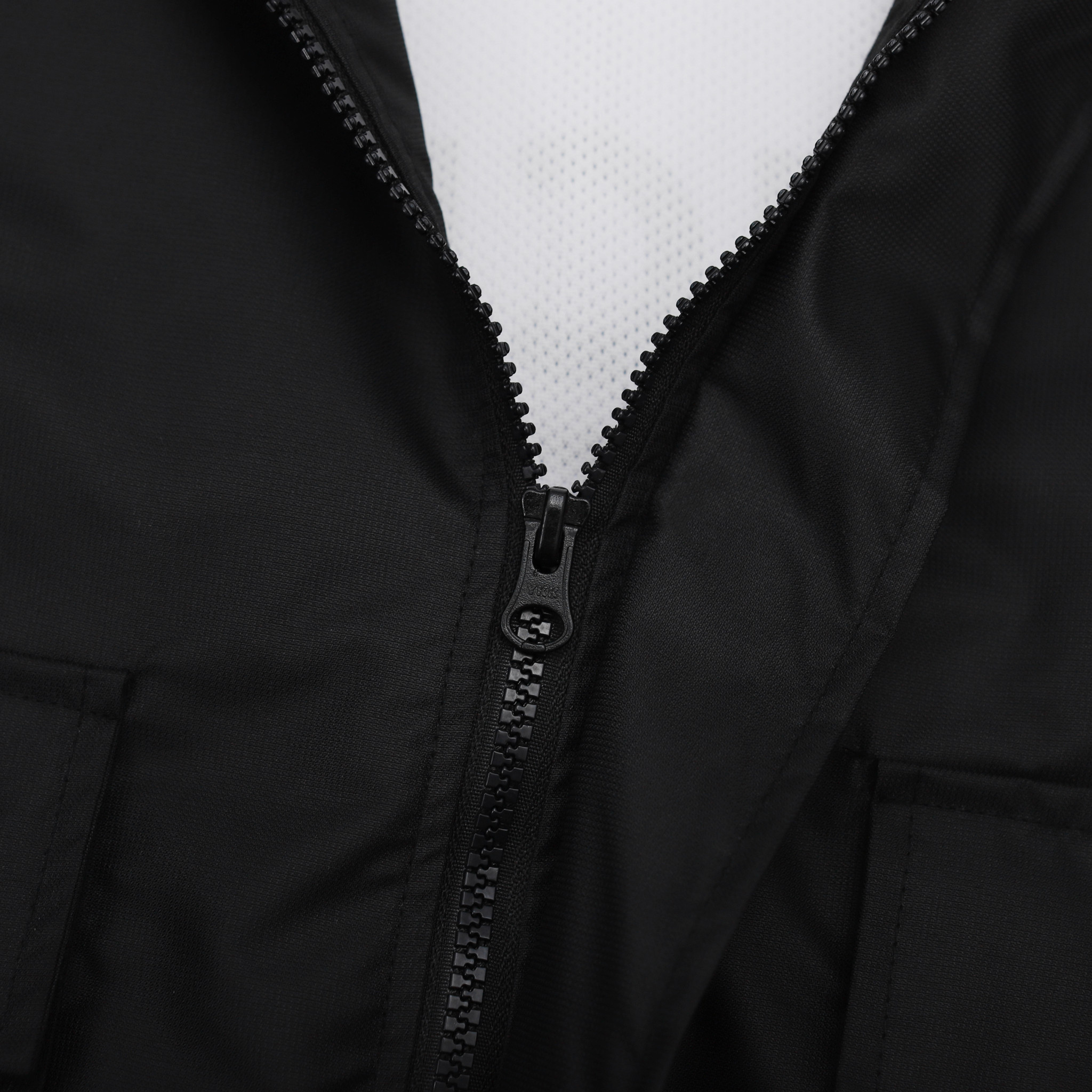 Áo Khoác dù Unisex 4lucky logo Jacket 6106