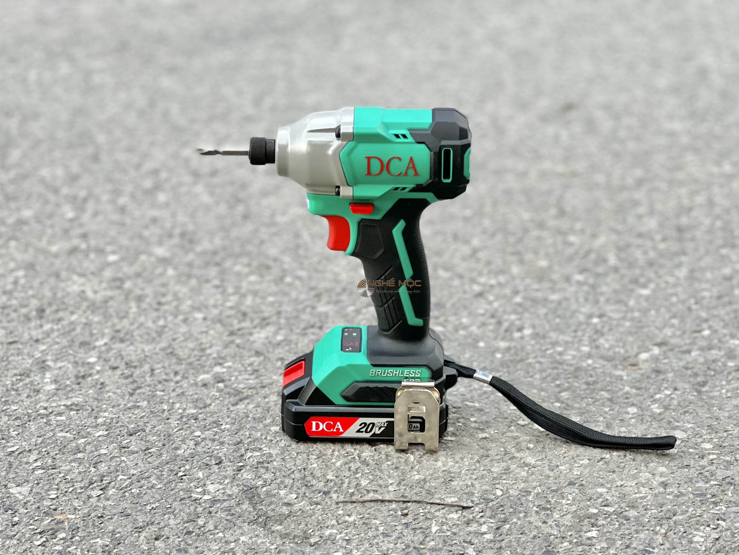 DCA ADPL03-14 Máy vặn vít, bắt vít dùng pin 20V
