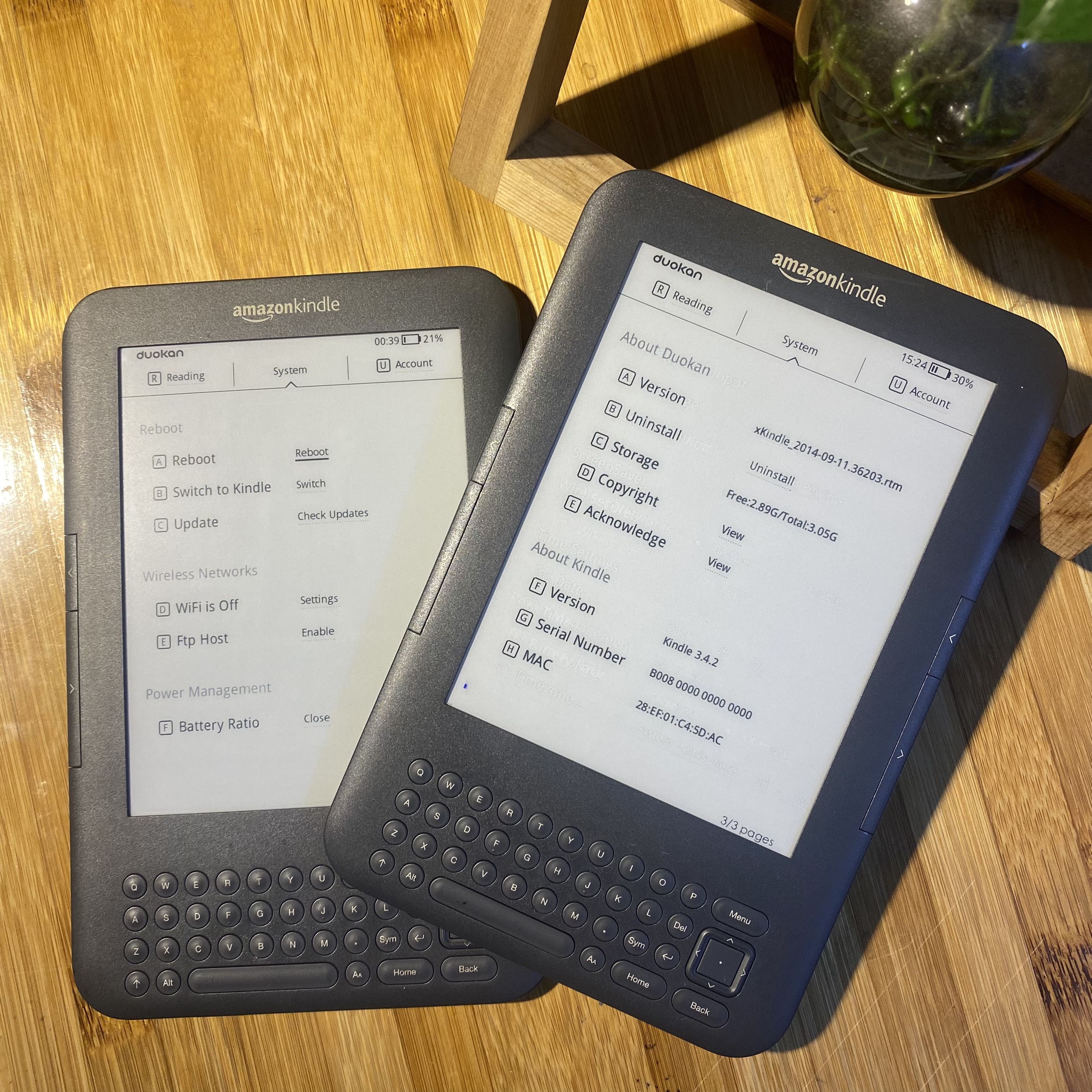 Máy đọc sách Amazon Kindle Keyboard 3