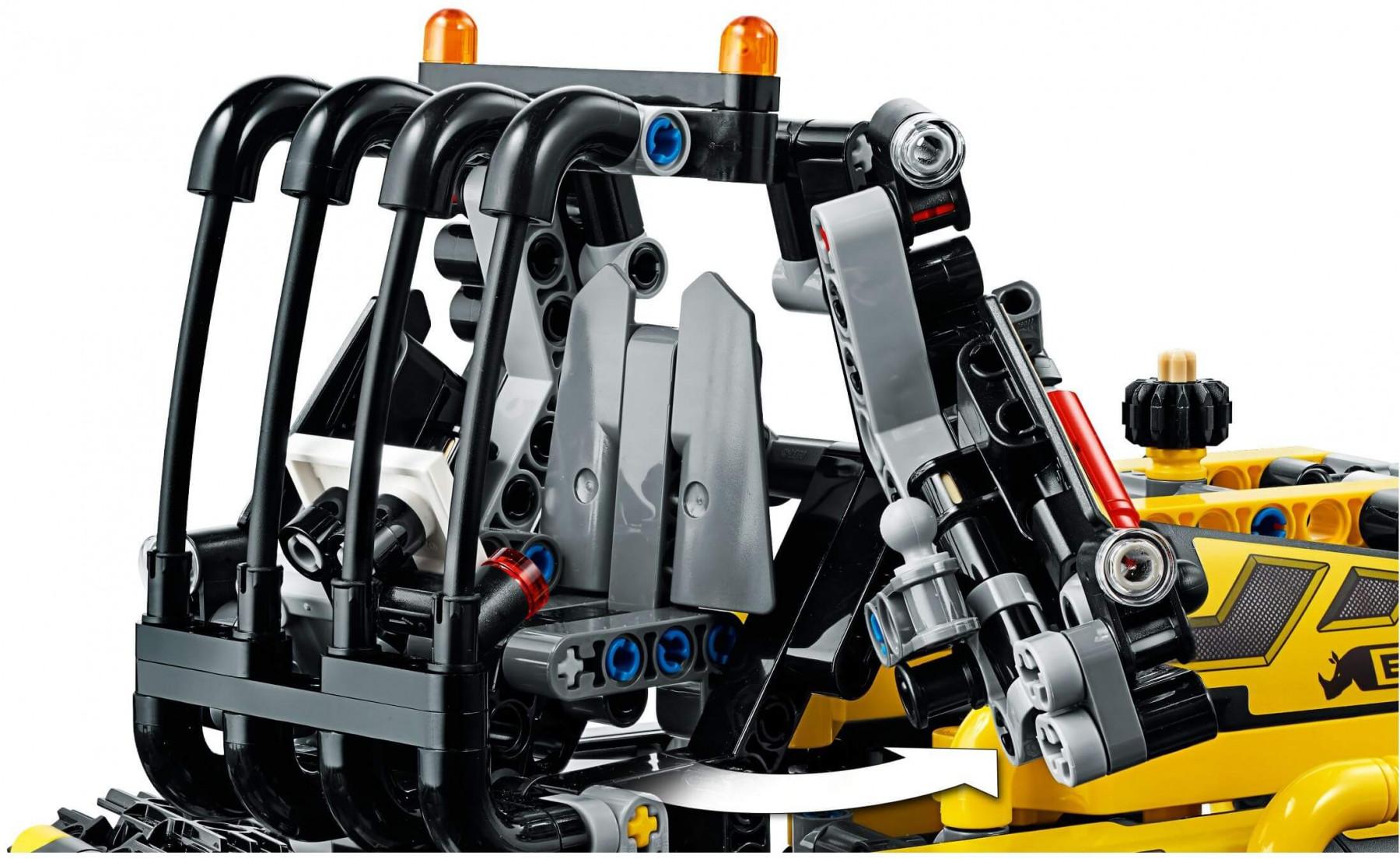 Đồ chơi lắp ráp Lego Technic 42094 - Xe Cẩu Gỗ 2-trong-1