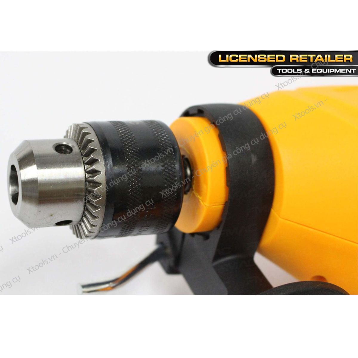 Máy khoan búa cầm tay INGCO ID8508E 850W máy khoan điện có khoan động lực, tốc độ tùy chỉnh, đảo chiều, 0-3000rpm, 13mm