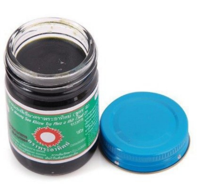 Dầu cù là đen mặt trời đỏ Thái Lan 60gr
