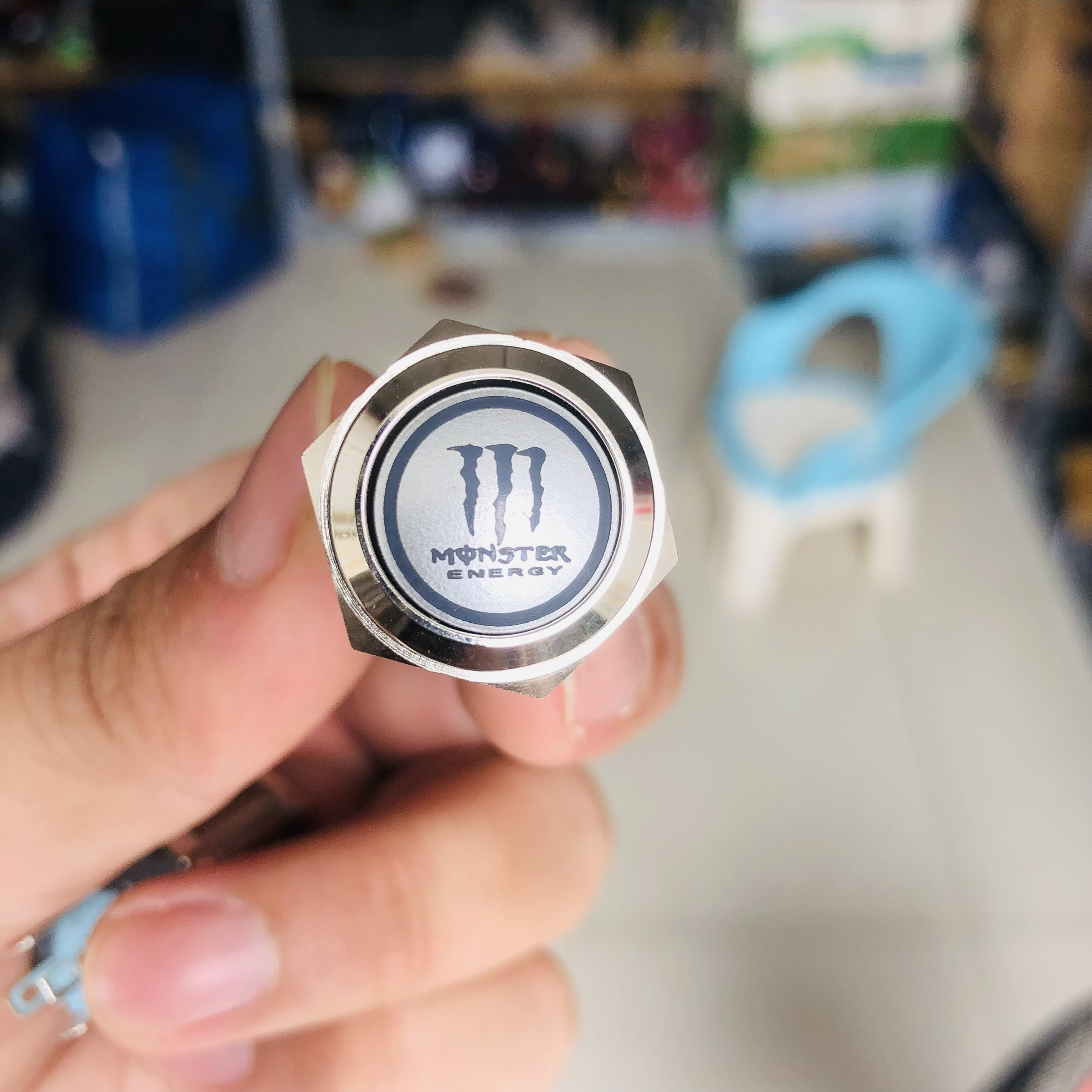Nút nhấn công tắc có Led gắn xe máy/ô tô