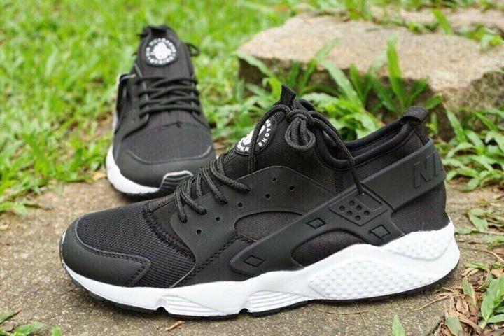 giày hurache-ilala sport-đen đế trắng