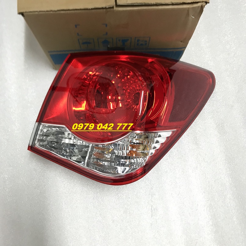 Đèn hậu chevrolet cruze 2010-2015