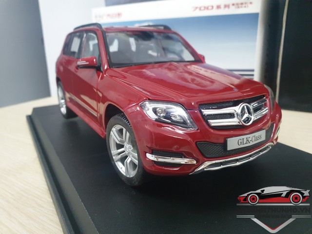 [HCM]Xe mô hình Mercedes GLK tỉ lệ 1:18