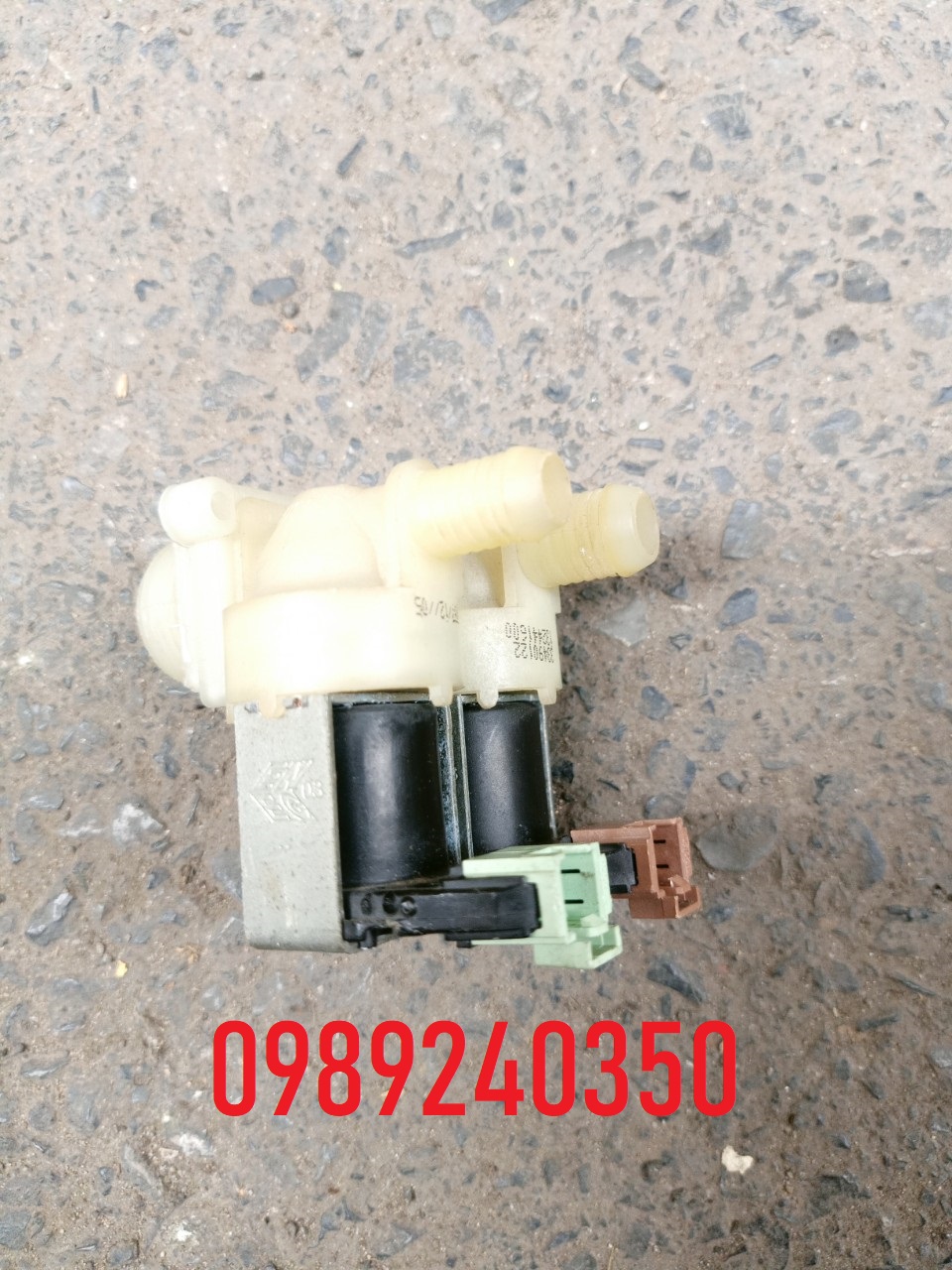 Van cấp nước đôi máy giặt Electrolux cửa ngang