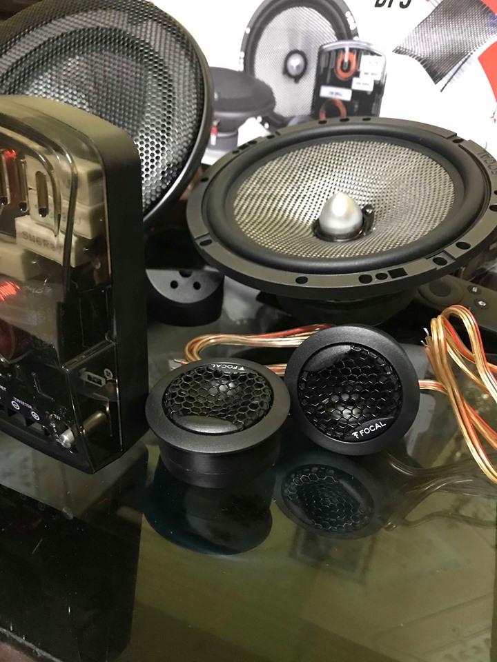 Loa Cánh cửa ô tô Focal 165AS