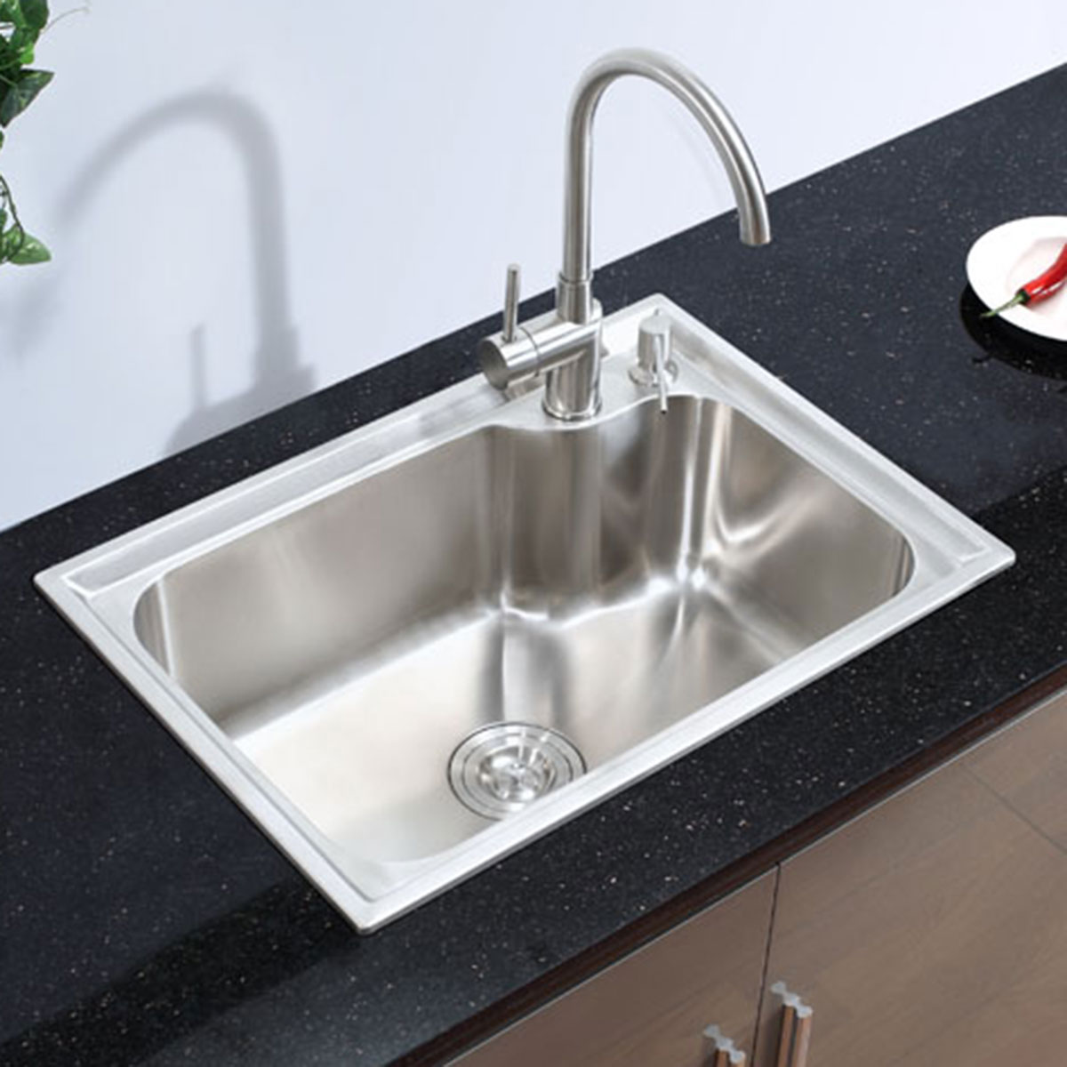 (Có video) Chậu Rửa Chén Inox SUS304 1 Hố Eurolife EL-C6243, Thiết Kế Bền Đẹp, Chất Liệu Inox Cao Cấp, Bảo Hành 4 Năm