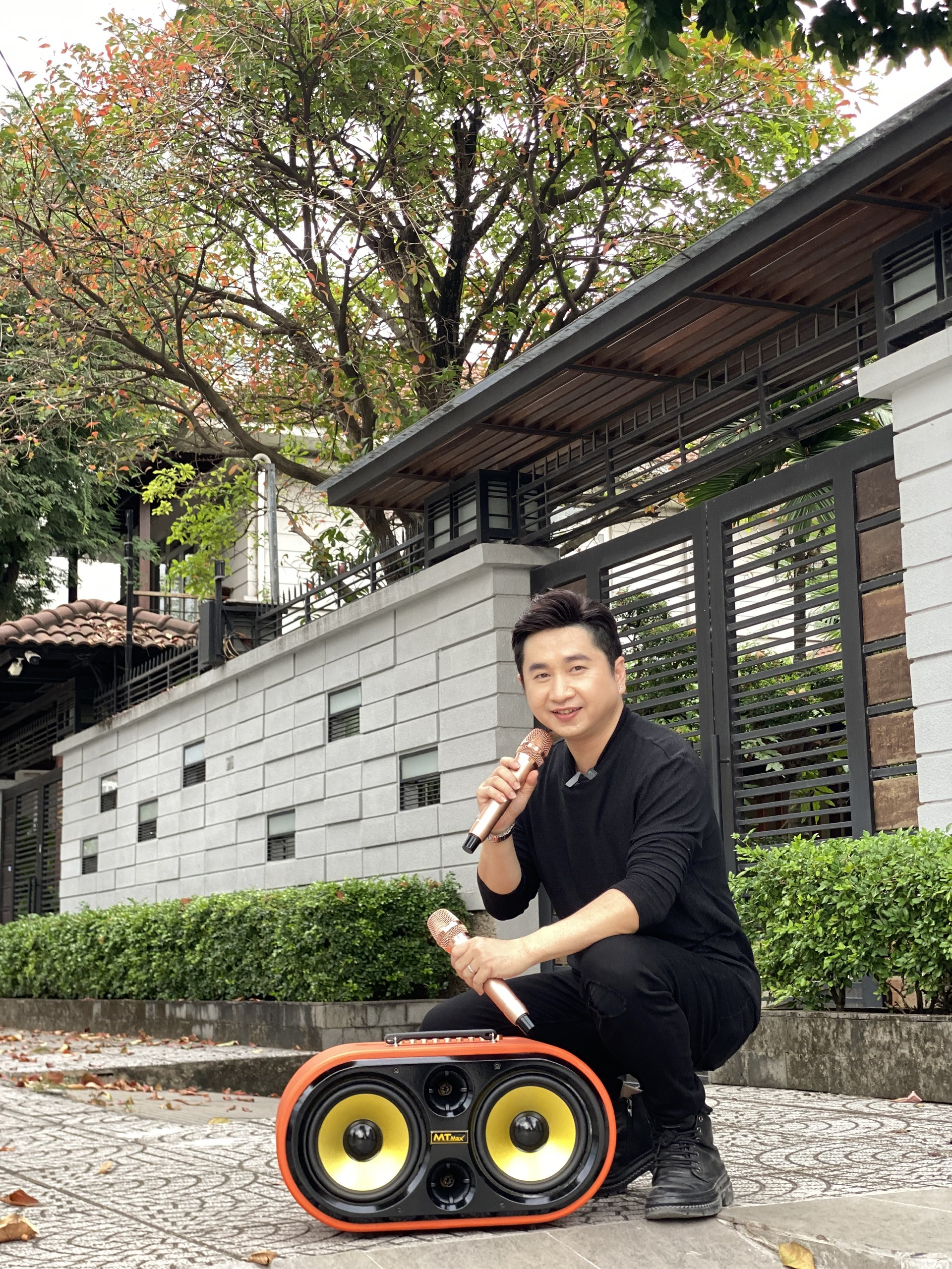 2024 newest portable karaoke speaker-mtmax dk12pro-500W high power 3 line Bluetooth speaker, 2-inch double bass, powerful sound, comes with 2 high grade MIC, 12 months official warranty
