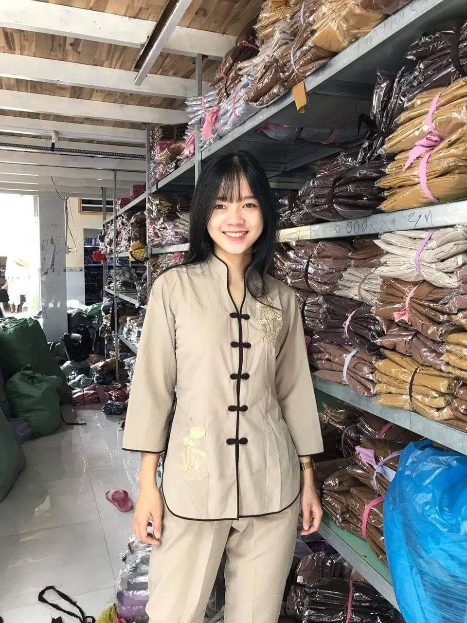 ĐỒ LAM ĐI CHÙA-TÀU VIỀN