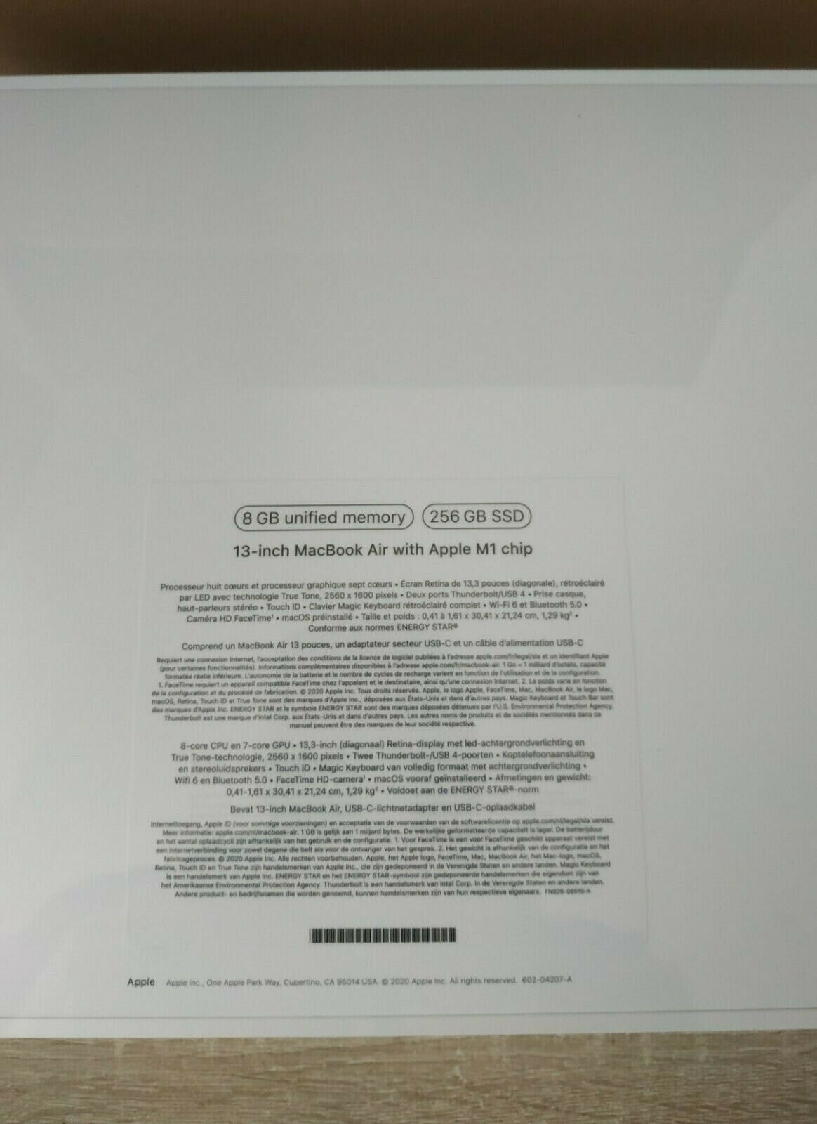 Brand New AppleMacBook Air 13" M1 chip (256 Go SSD, 8 Go RAM) - Silver