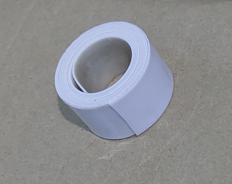 Nhựa dán chân vịt dùng để dán dưới đế chân vịt máy may