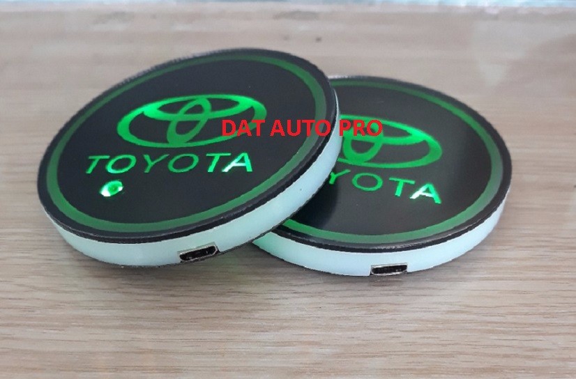 [Hỗ trợ lắp đặt khách Hà Nội] Bộ 2 Đèn LED trang trí nhiều màu logo TOYOTA chỗ để cốc nước - Đèn led pha lê nước