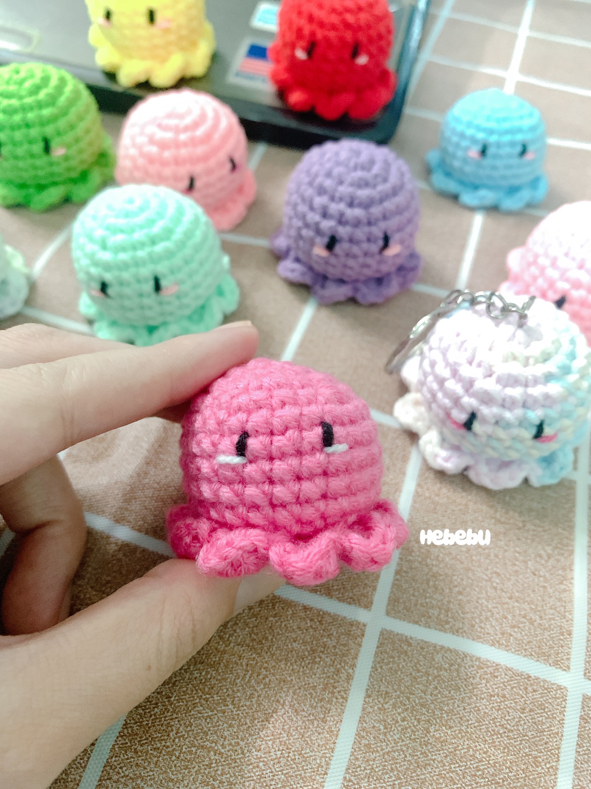 Móc khóa bạch tuộc bằng len handmade Cute Hebebu