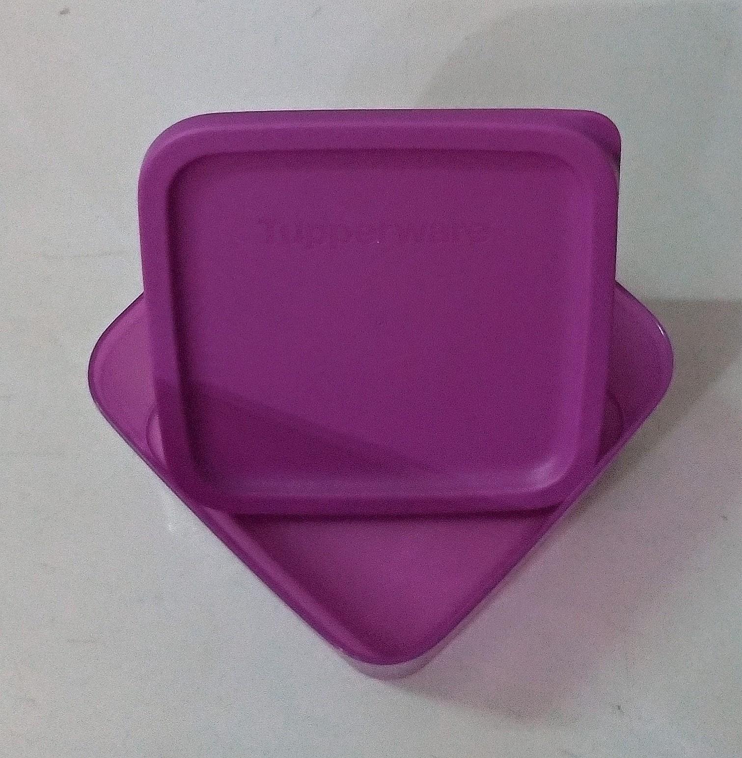 Hộp bảo quản thực phẩm Tupperware SQUARE ROUND USA (bộ 4 cái) nhập khẩu 650 ml