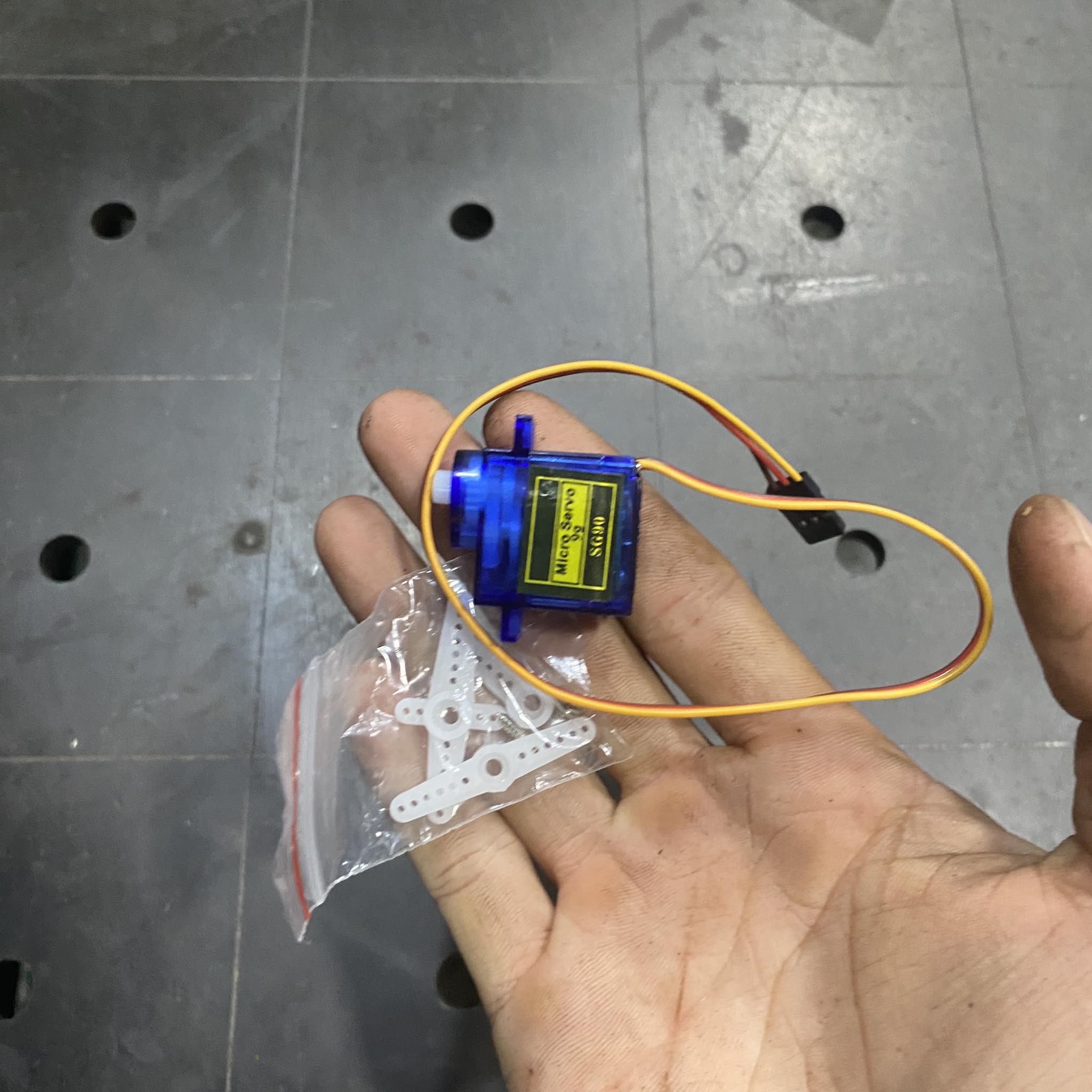 Động Cơ Lái Servo Sg90