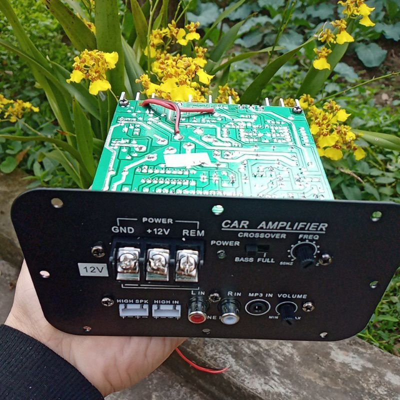 Circuit power amplifier subwoofer and full use source 12V power 500W